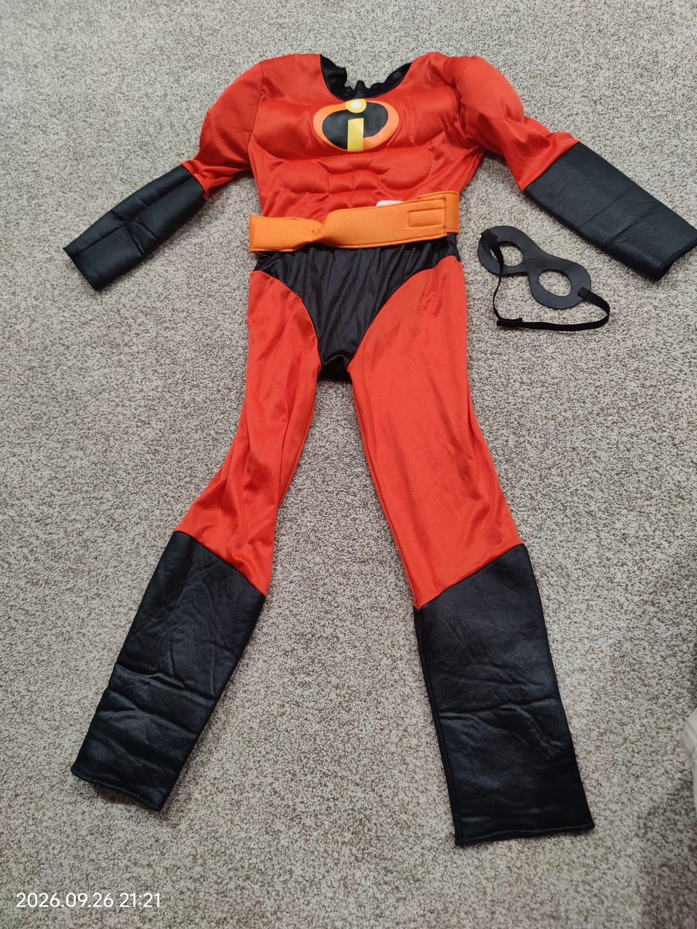 Incredibles Dash Superhero Kids Costume with Mask Size 7/8